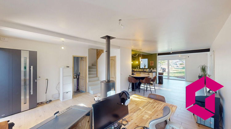 Ma-Cabane - Vente Maison Le chambon-feugerolles, 110 m²