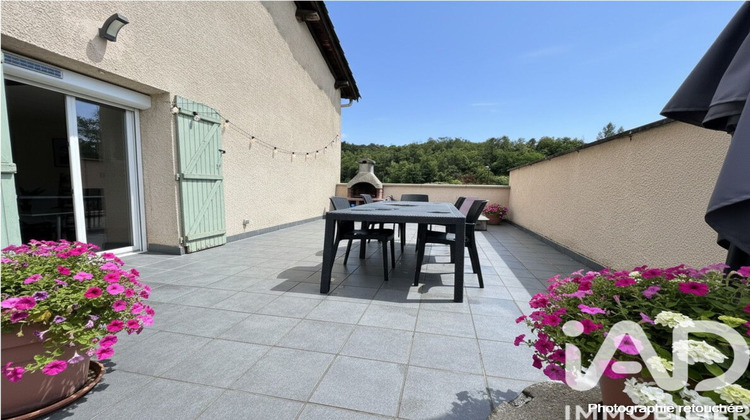 Ma-Cabane - Vente Maison Le Chambon-Feugerolles, 128 m²