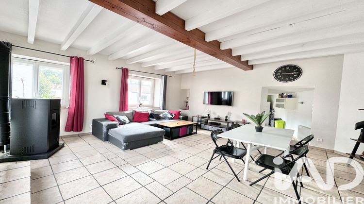Ma-Cabane - Vente Maison Le Chambon-Feugerolles, 128 m²