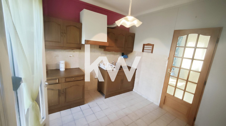 Ma-Cabane - Vente Maison Le Chambon-Feugerolles, 60 m²
