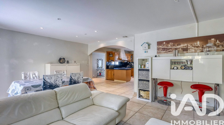 Ma-Cabane - Vente Maison Le Champ-Près-Froges, 97 m²