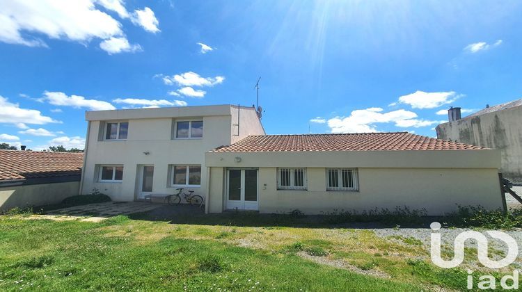 Ma-Cabane - Vente Maison Le Champ-Saint-Père, 185 m²