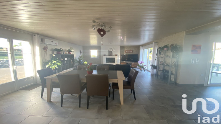 Ma-Cabane - Vente Maison Le Champ-Saint-Père, 159 m²