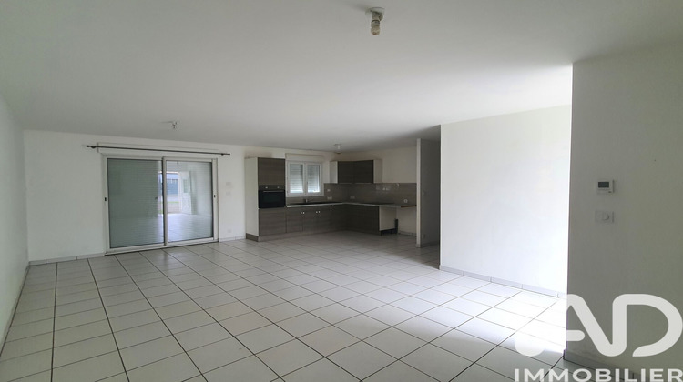 Ma-Cabane - Vente Maison Le Champ-Saint-Père, 62 m²