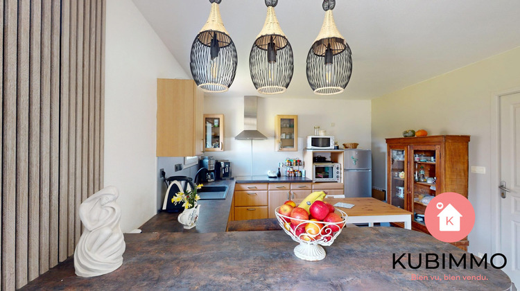 Ma-Cabane - Vente Maison Le Champ-Saint-Père, 92 m²