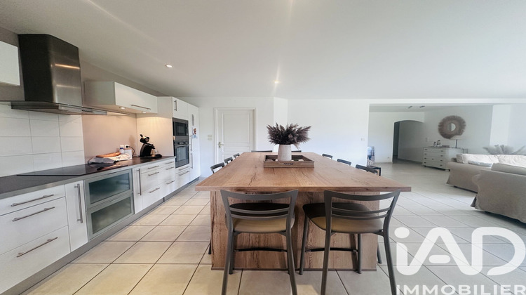 Ma-Cabane - Vente Maison Le Champ-Saint-Père, 126 m²