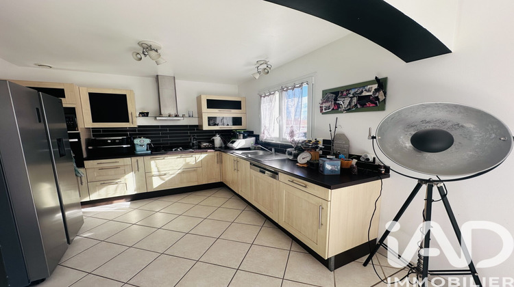 Ma-Cabane - Vente Maison Le Champ-Saint-Père, 153 m²