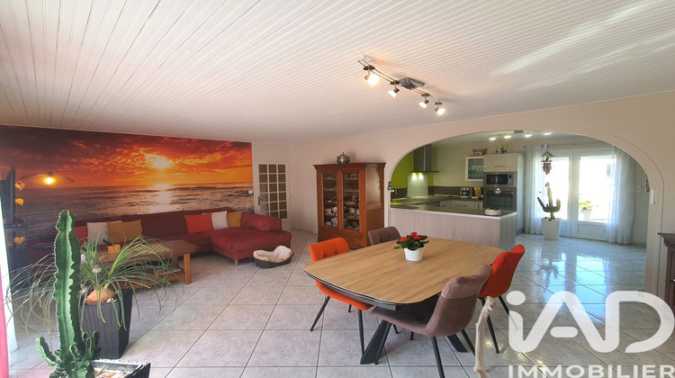 Ma-Cabane - Vente Maison Le Champ-Saint-Père, 117 m²