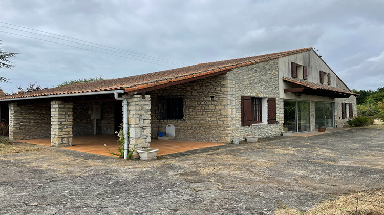 Ma-Cabane - Vente Maison LE CHATEAU-D'OLERON, 151 m²