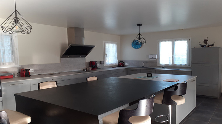 Ma-Cabane - Vente Maison LE CHATEAU-D'OLERON, 127 m²