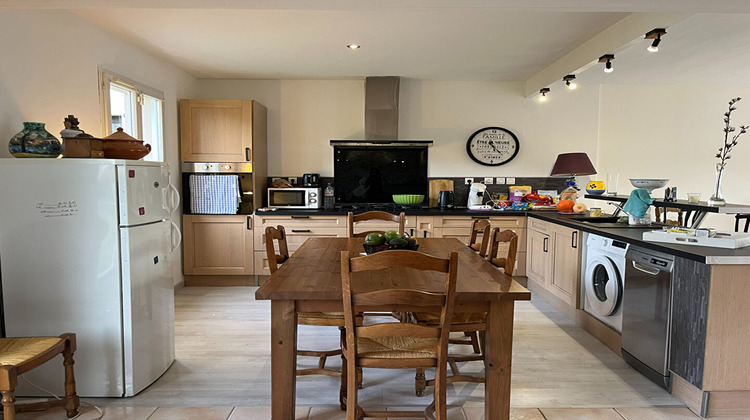 Ma-Cabane - Vente Maison LE CHATEAU-D'OLERON, 87 m²