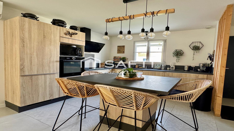 Ma-Cabane - Vente Maison Le Chateau-d'Oleron, 76 m²