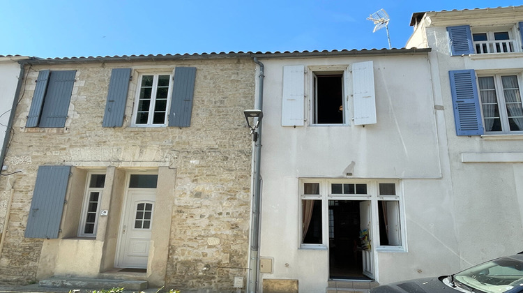 Ma-Cabane - Vente Maison LE CHATEAU-D'OLERON, 65 m²