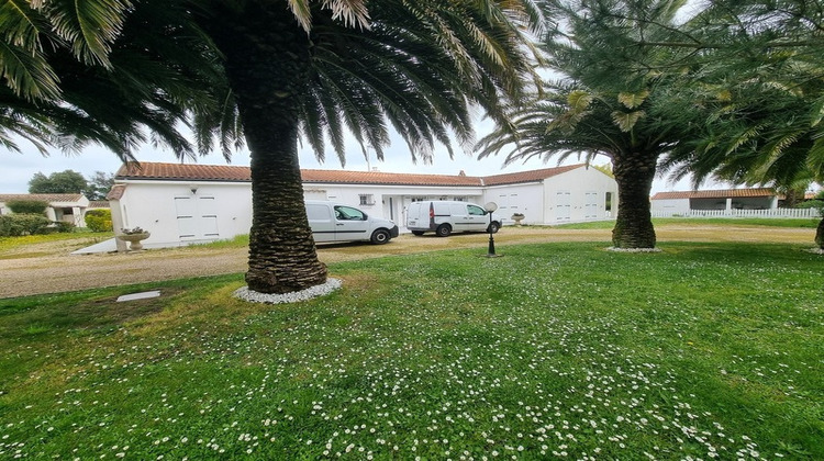 Ma-Cabane - Vente Maison LE CHATEAU D OLERON, 179 m²