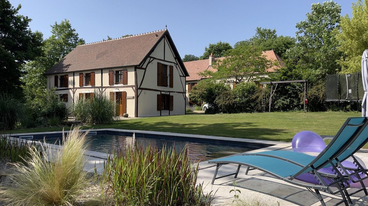 Ma-Cabane - Vente Maison Le Châtelet, 316 m²