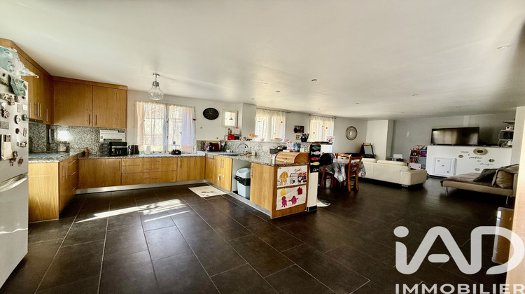 Ma-Cabane - Vente Maison Le Châtelet-en-Brie, 187 m²