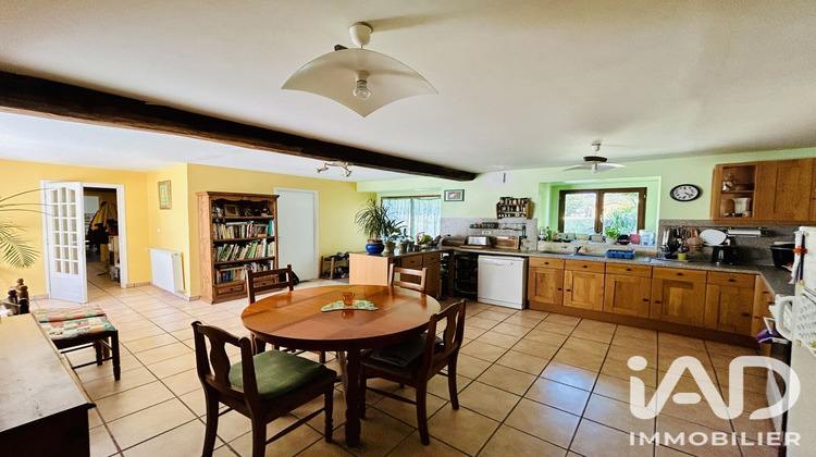 Ma-Cabane - Vente Maison Le Châtellier, 158 m²