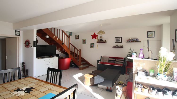 Ma-Cabane - Vente Maison LE CHAY, 84 m²