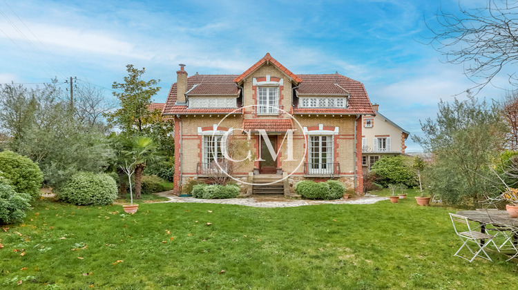 Ma-Cabane - Vente Maison LE CHESNAY, 205 m²