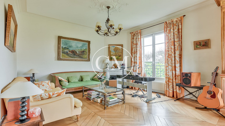 Ma-Cabane - Vente Maison LE CHESNAY, 205 m²