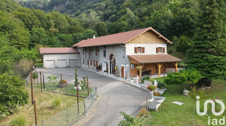 Ma-Cabane - Vente Maison Le Cheylas, 268 m²