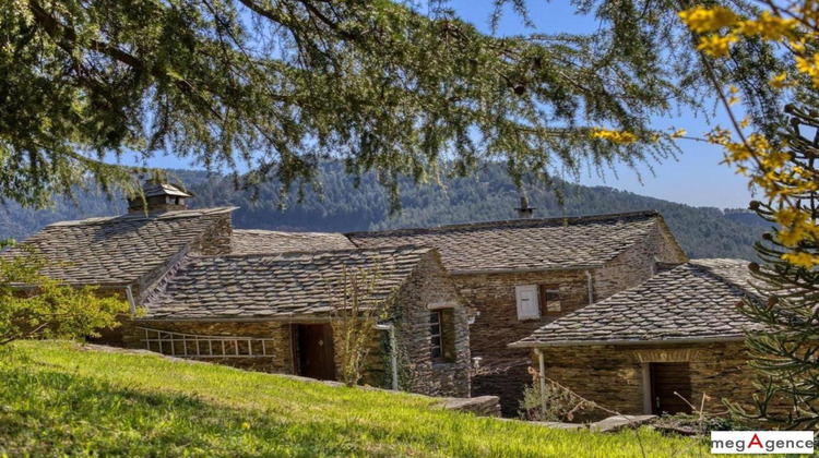 Ma-Cabane - Vente Maison LE COLLET DE DEZE, 219 m²