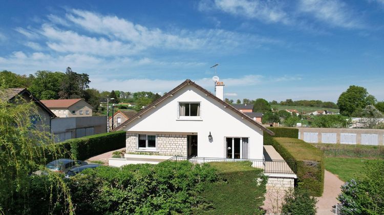 Ma-Cabane - Vente Maison Le Donjon, 130 m²