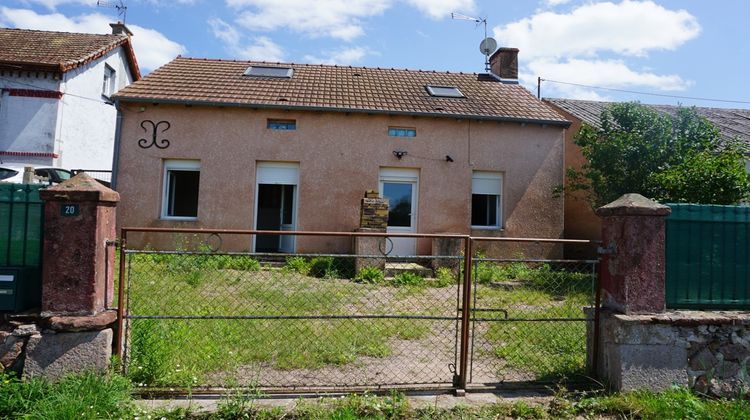 Ma-Cabane - Vente Maison Le Donjon, 104 m²