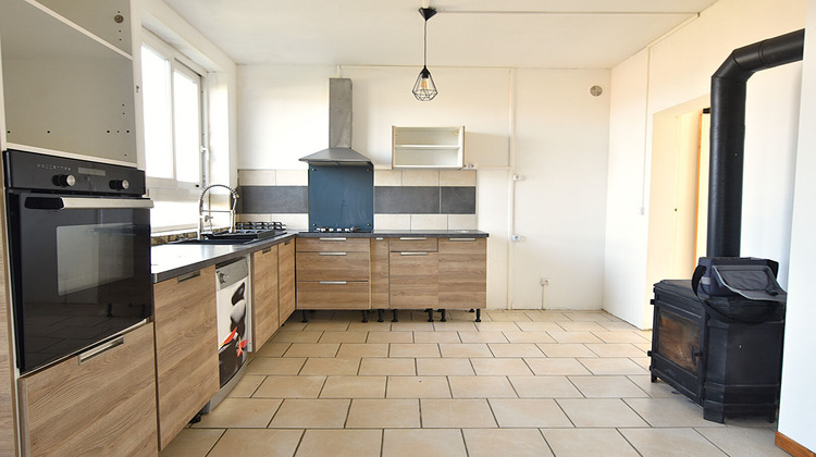 Ma-Cabane - Vente Maison LE DONJON, 151 m²
