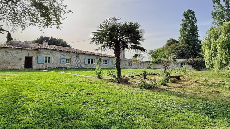 Ma-Cabane - Vente Maison Le Douhet, 157 m²