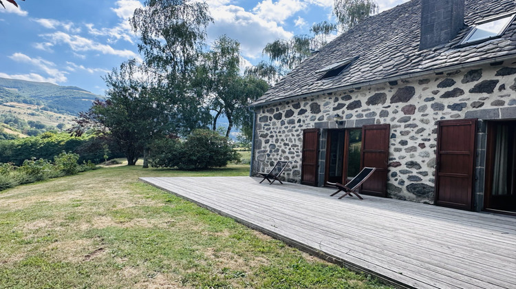 Ma-Cabane - Vente Maison Le Falgoux, 177 m²
