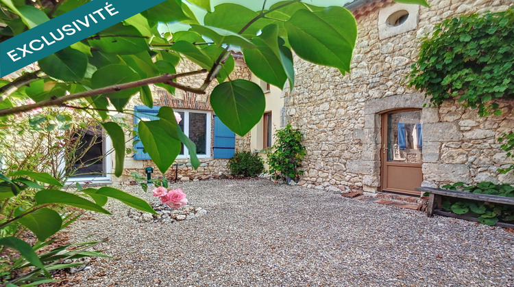 Ma-Cabane - Vente Maison Le Fouilloux, 345 m²