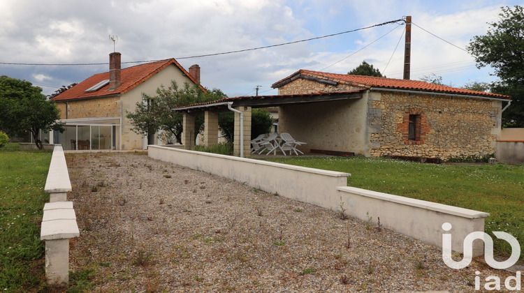 Ma-Cabane - Vente Maison Le Fouilloux, 110 m²