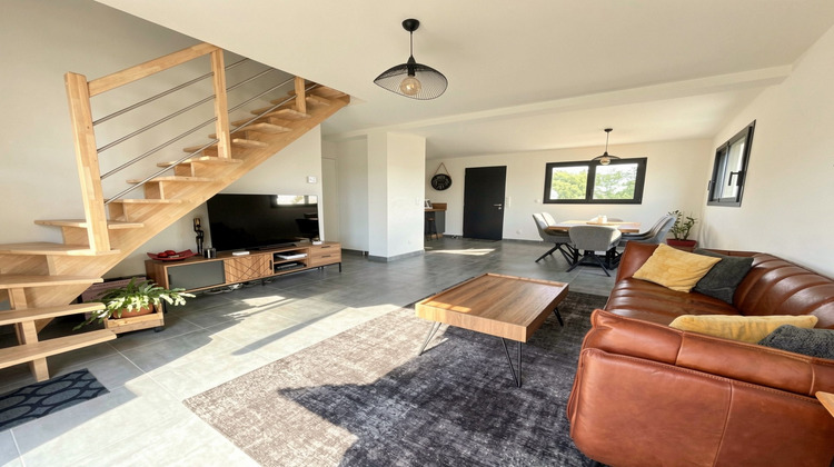 Ma-Cabane - Vente Maison Le Genest-Saint-Isle, 104 m²