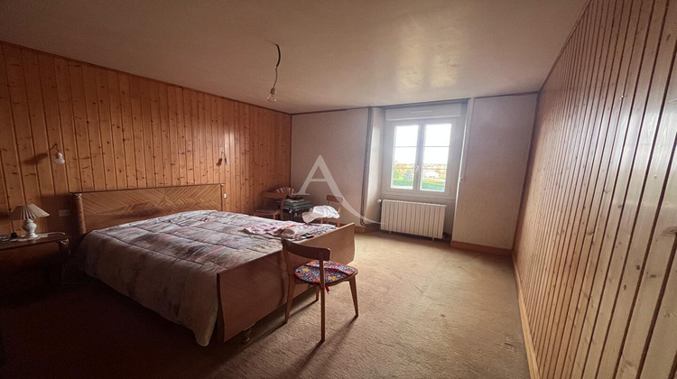 Ma-Cabane - Vente Maison LE GENEST-SAINT-ISLE, 149 m²
