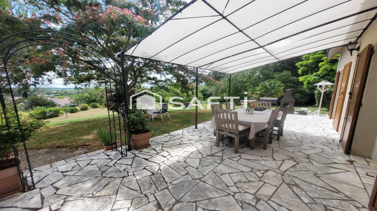 Ma-Cabane - Vente Maison Le Grand-Pressigny, 185 m²