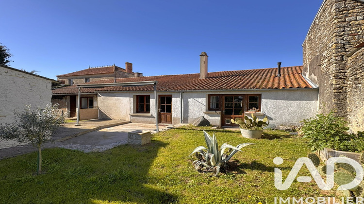 Ma-Cabane - Vente Maison Le Gué-de-Velluire, 217 m²