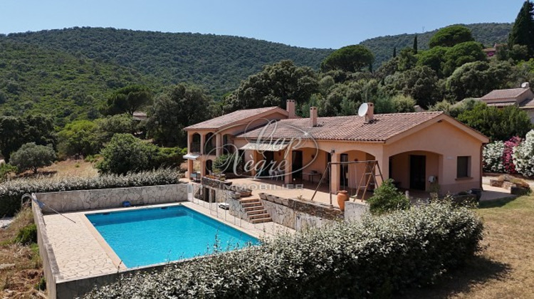 Ma-Cabane - Vente Maison LE LAVANDOU, 212 m²