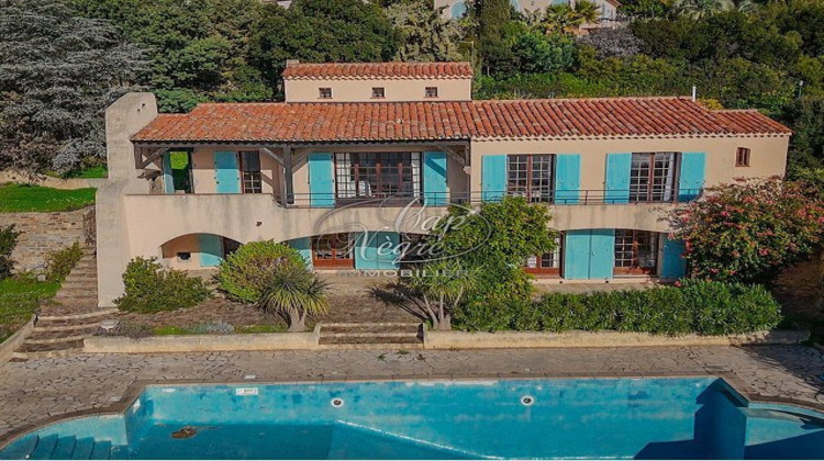 Ma-Cabane - Vente Maison LE LAVANDOU, 222 m²