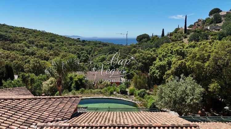 Ma-Cabane - Vente Maison LE LAVANDOU, 220 m²