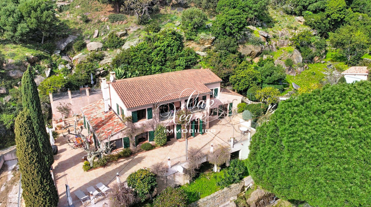 Ma-Cabane - Vente Maison LE LAVANDOU, 245 m²