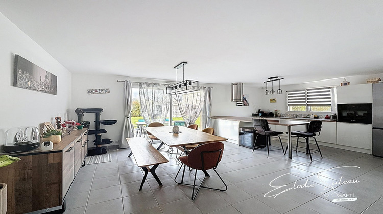 Ma-Cabane - Vente Maison Le Lion-d'Angers, 124 m²