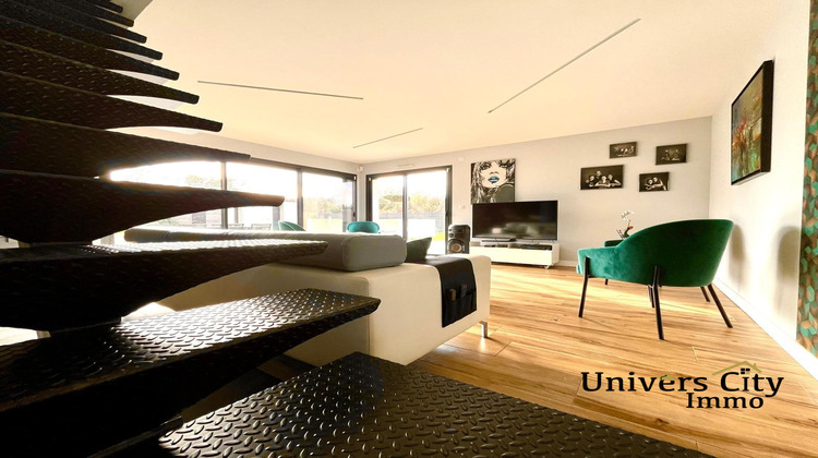 Ma-Cabane - Vente Maison Le Lion-d'Angers, 196 m²