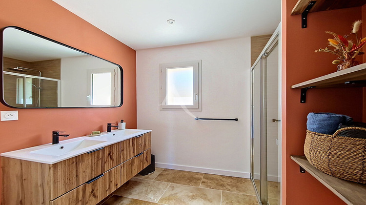 Ma-Cabane - Vente Maison LE LION-D'ANGERS, 125 m²