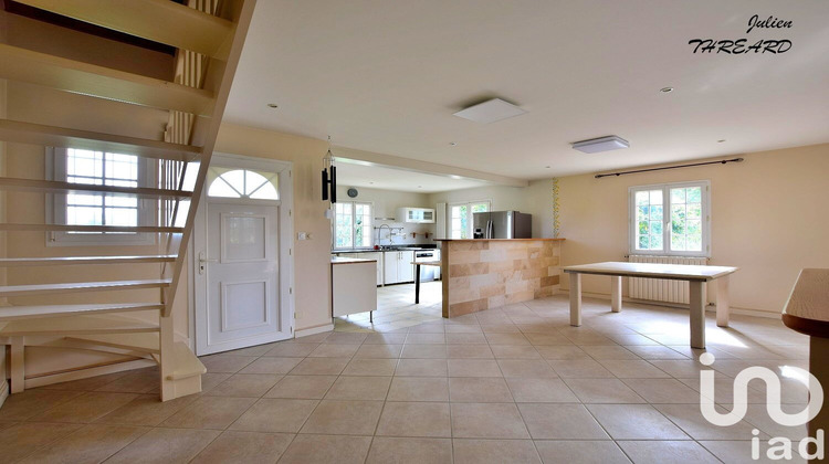 Ma-Cabane - Vente Maison Le Louroux, 224 m²