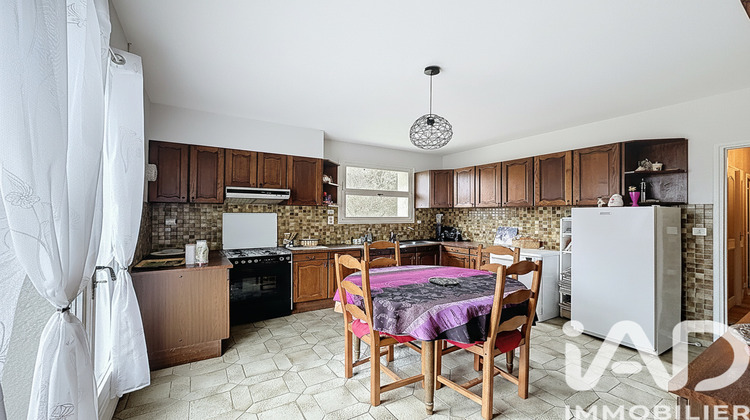 Ma-Cabane - Vente Maison Le Malzieu-Ville, 178 m²