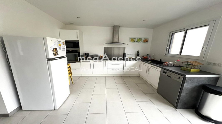 Ma-Cabane - Vente Maison LE MAY SUR EVRE, 206 m²