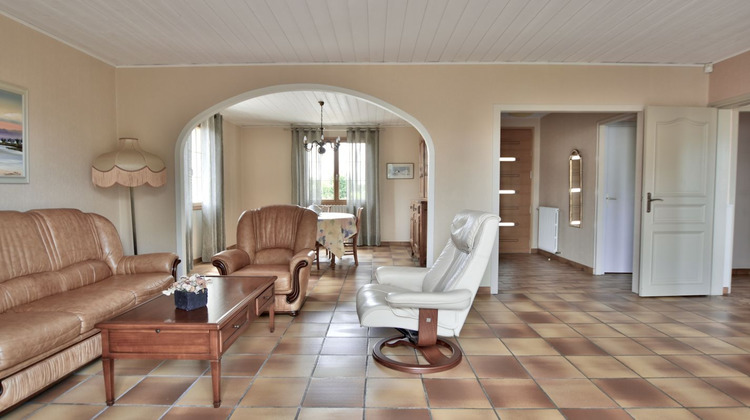 Ma-Cabane - Vente Maison LE MAY SUR EVRE, 111 m²