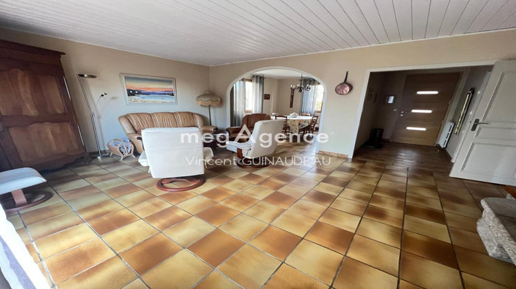 Ma-Cabane - Vente Maison LE MAY SUR EVRE, 111 m²
