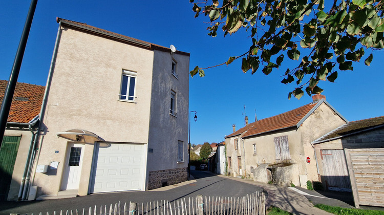 Ma-Cabane - Vente Maison LE MAYET-DE-MONTAGNE, 150 m²